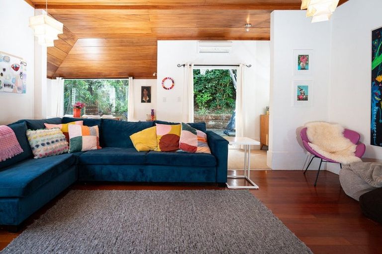 Photo of property in 33 Gloucester Street, Wilton, Wellington, 6012