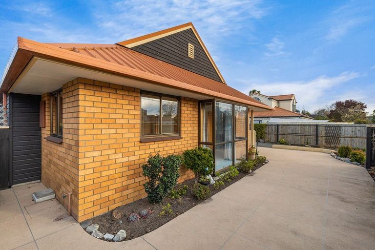 Photo of property in 1/41 Kilmarnock Street, Riccarton, Christchurch, 8011