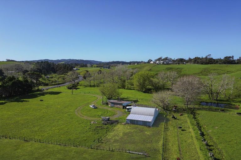 Photo of property in 219 Forestry Road, Waitoki, Kaukapakapa, 0871