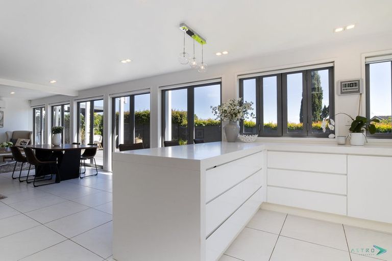 Photo of property in 1 Endymion Place, Half Moon Bay, Auckland, 2012