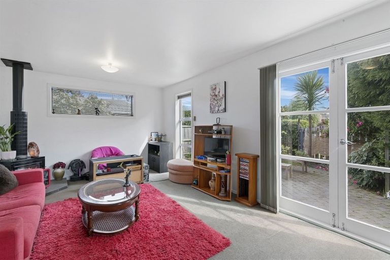 Photo of property in 90 Perry Street, Papanui, Christchurch, 8053