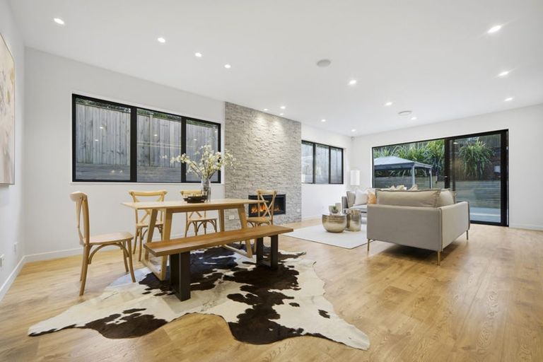 Photo of property in 5 Luff Place, Long Bay, Auckland, 0630