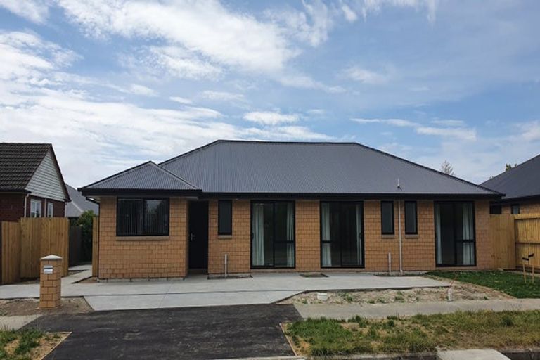 Photo of property in 2 Tika Street, Riccarton, Christchurch, 8041