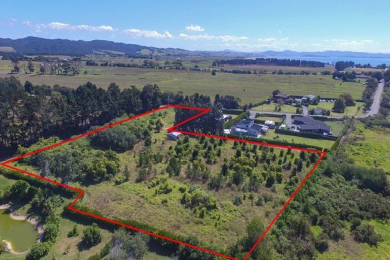 Photo of property in 73 Pyle Road East, Ruakaka, 0171