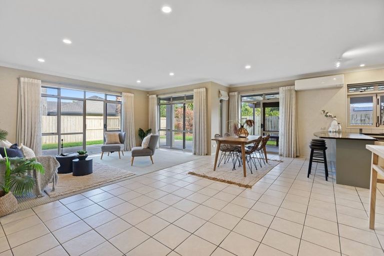 Photo of property in 35 Santa Cruz Drive, Papamoa Beach, Papamoa, 3118