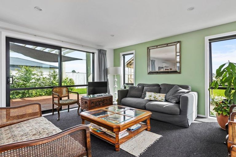 Photo of property in 34 Gimson Street, Solway, Masterton, 5810