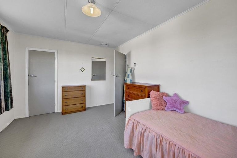 Photo of property in 15 Norfolk Street, Patea, 4520