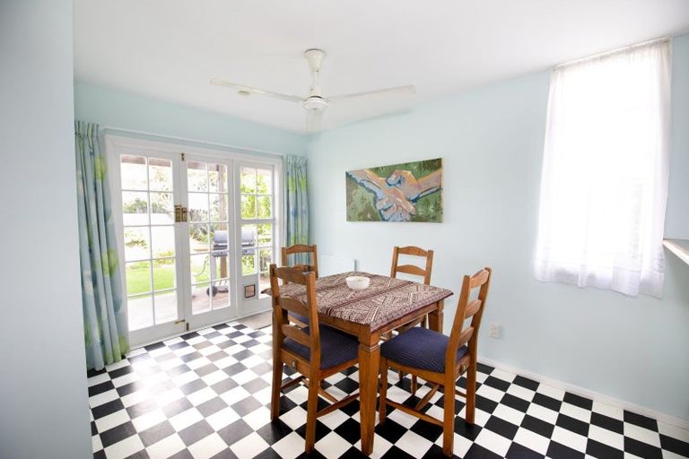 Photo of property in 2 Todd Street, Napier South, Napier, 4110