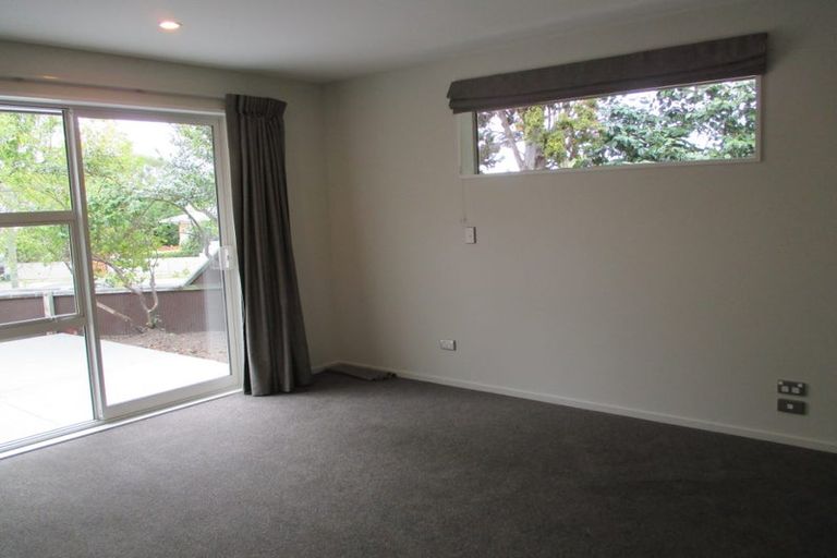 Photo of property in 206 Centaurus Road, Saint Martins, Christchurch, 8022