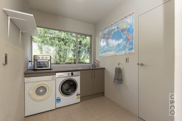 Photo of property in 589 Inland Road, Helensville, 0875