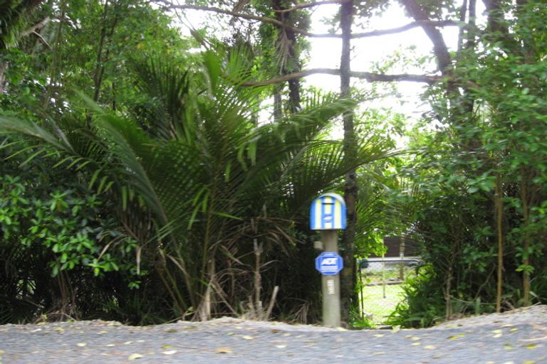 Photo of property in 260 School Road, Waimauku, 0881