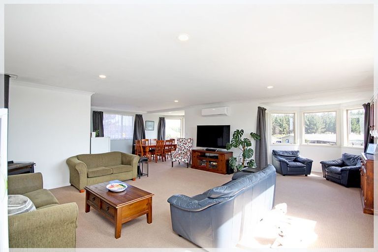 Photo of property in 2076 Tangimoana Road, Tangimoana, Palmerston North, 4473