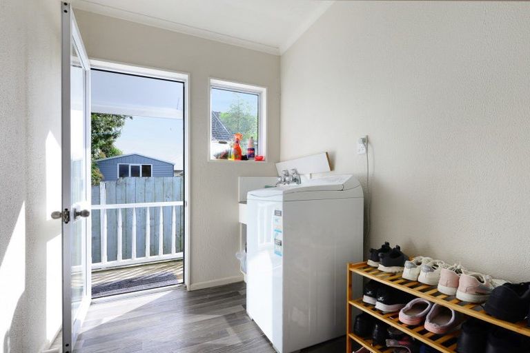 Photo of property in 24c Huia Avenue, Forest Lake, Hamilton, 3200