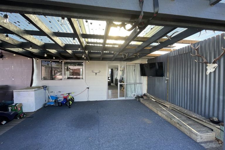 Photo of property in 82 Richmond Avenue, Richmond Heights, Taupo, 3330