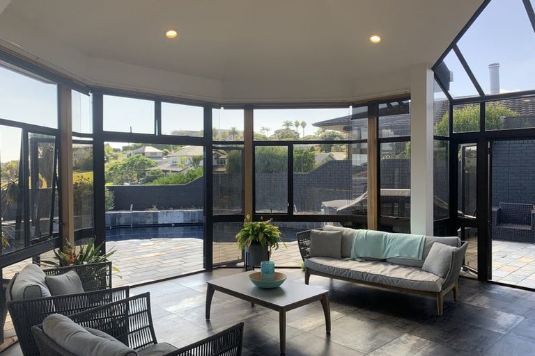 Photo of property in 44 William Bayes Place, Red Beach, 0932