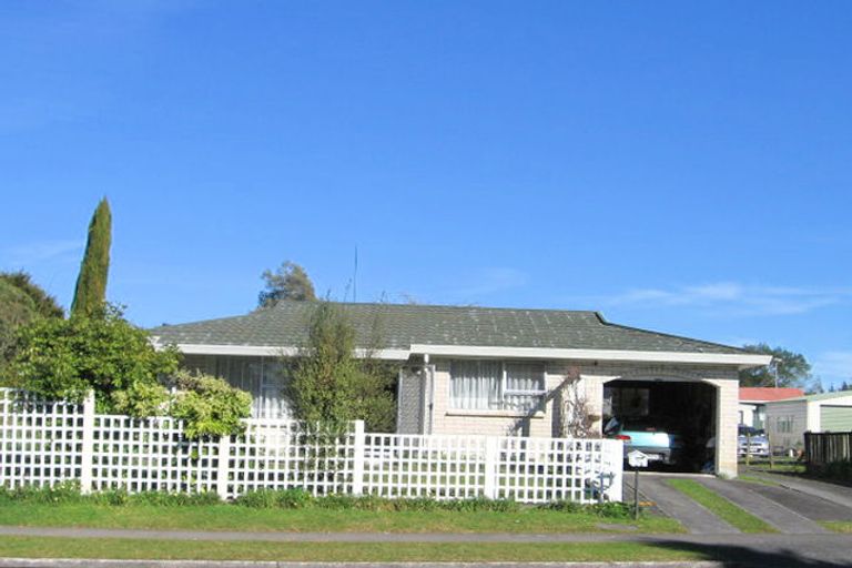 Photo of property in 26 Odlin Crescent, Nawton, Hamilton, 3200