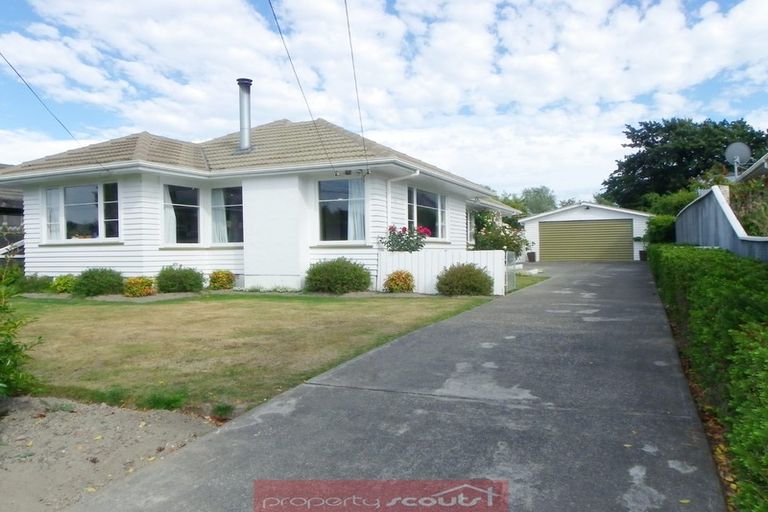 Photo of property in 17 Manor Place, Bryndwr, Christchurch, 8053