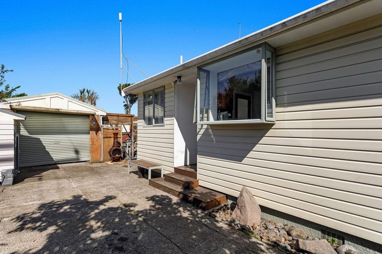 Photo of property in 1 Churchill Street, Whakatane, 3120