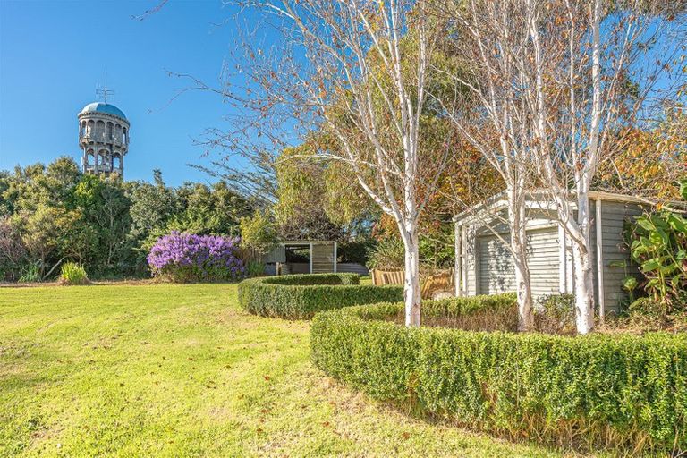 Photo of property in 99 Mount View Road, Bastia Hill, Whanganui, 4500