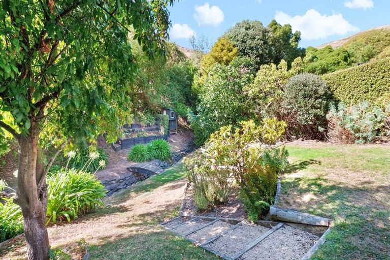 Photo of property in 5 Heathvale Place, Heathcote Valley, Christchurch, 8022