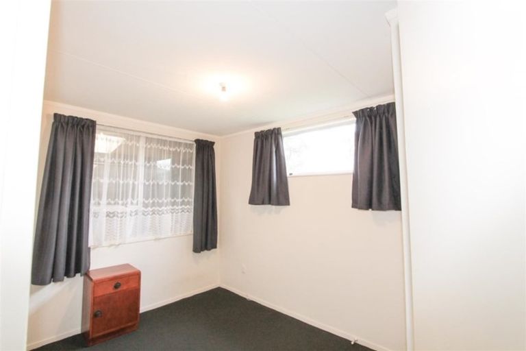 Photo of property in 2 Crystal Place, Pukehangi, Rotorua, 3015