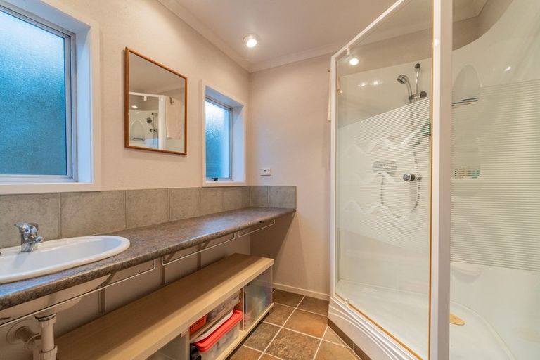 Photo of property in 23 Jellicoe Road, Murrays Bay, Auckland, 0630