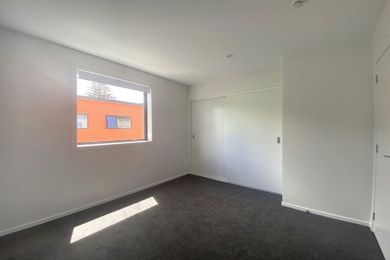 Photo of property in 8/3234 Great North Road, New Lynn, Auckland, 0600