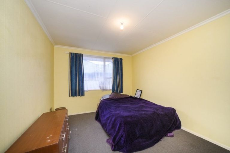 Photo of property in 2/132 Heretaunga Street, Palmerston North, 4414