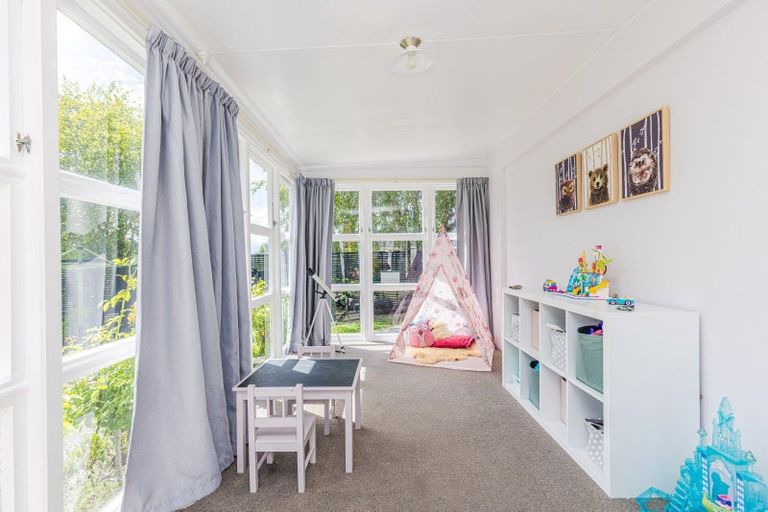 Photo of property in 13 Porritt Street, Saint Johns Hill, Whanganui, 4500