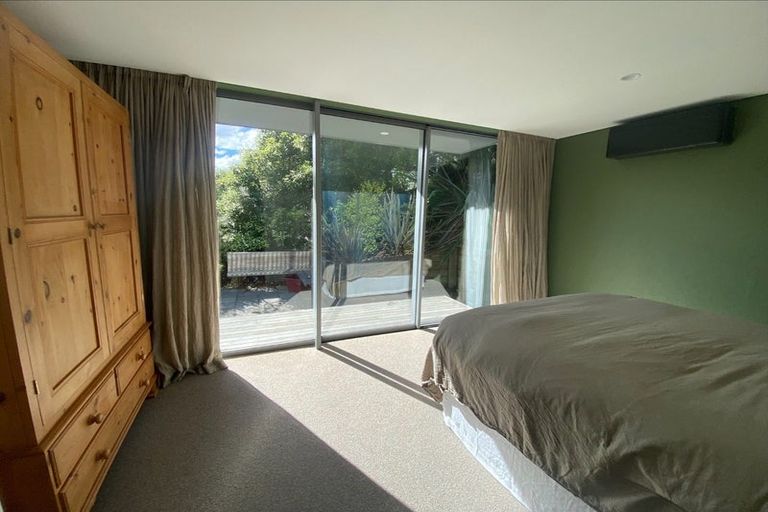 Photo of property in 16a Cornwall Street, Picton, 7220