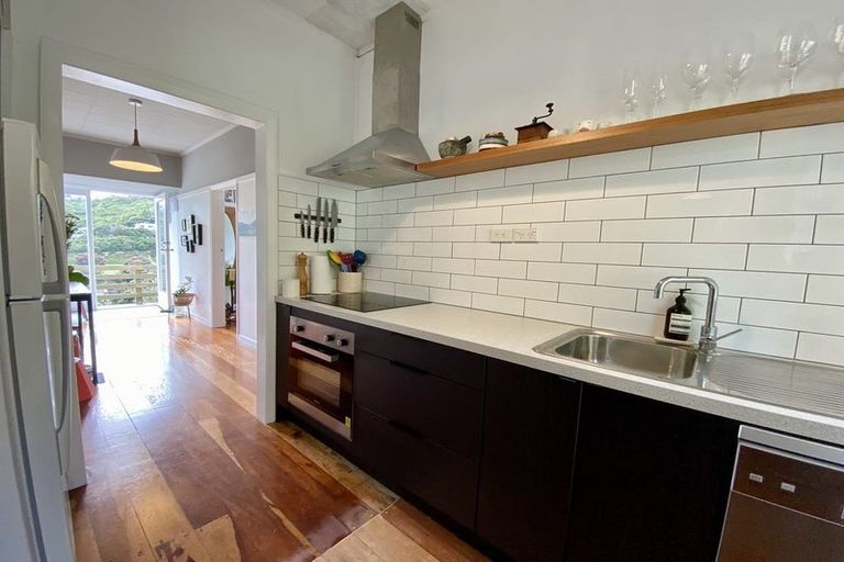 Photo of property in 152 Darlington Road, Miramar, Wellington, 6022