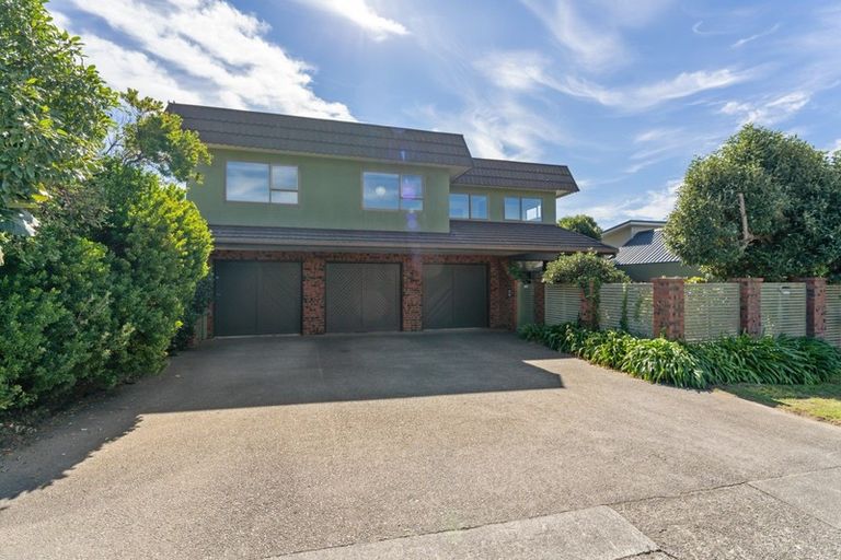 Photo of property in 44 Tireti Road, Titahi Bay, Porirua, 5022