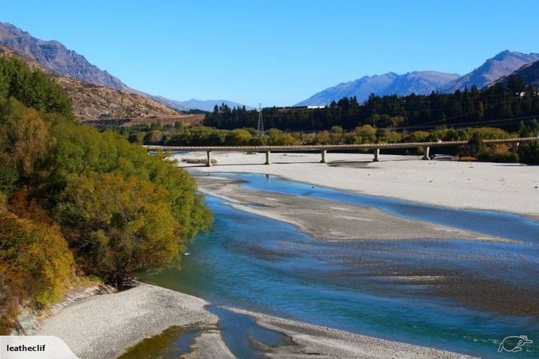 Photo of property in 2 Lindmore Lane, Lower Shotover, Queenstown, 9371