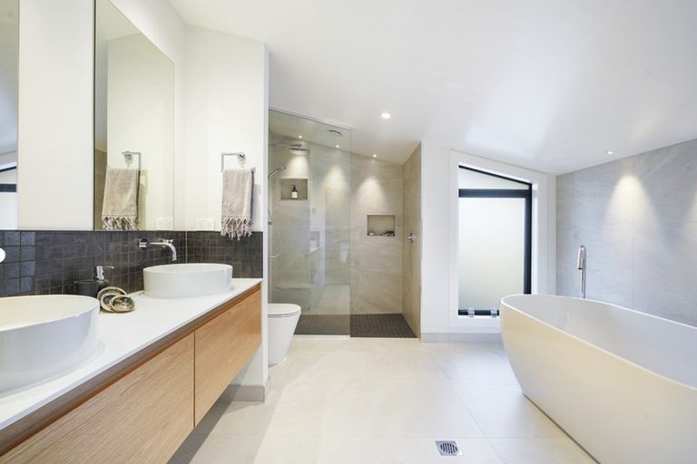 Photo of property in 8d East Ridge Grove, Newstead, Hamilton, 3286