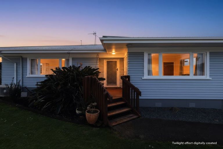 Photo of property in 37 Hooper Avenue, Pukekohe, 2120