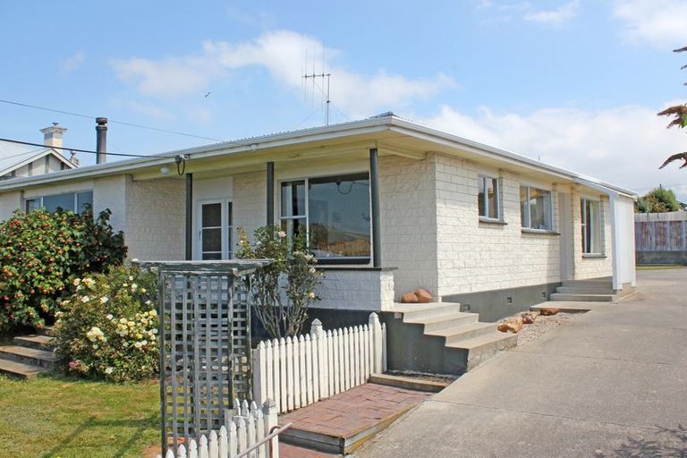 Photo of property in 36 Ure Street, South Hill, Oamaru, 9400