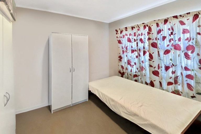 Photo of property in 4/6 Elliott Avenue, Bayview, Auckland, 0629