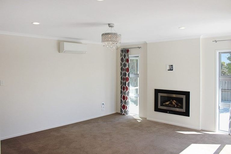 Photo of property in 160 Travis Road, New Brighton, Christchurch, 8083