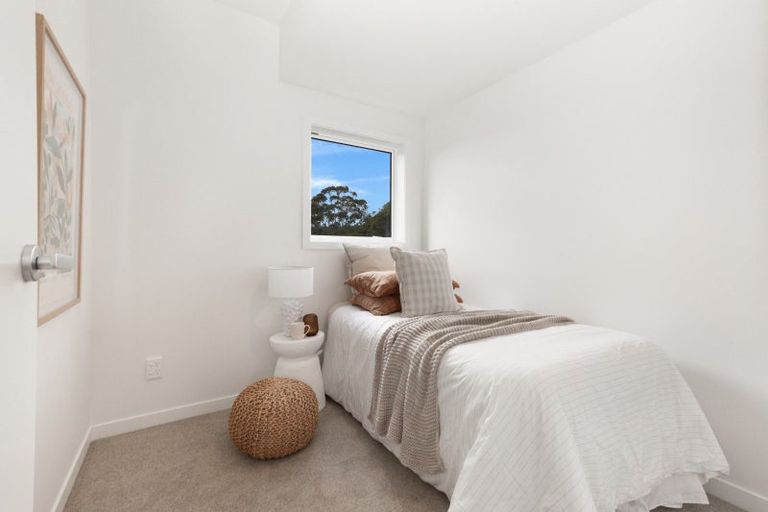 Photo of property in 49 Cleat Street, Whitby, Porirua, 5024