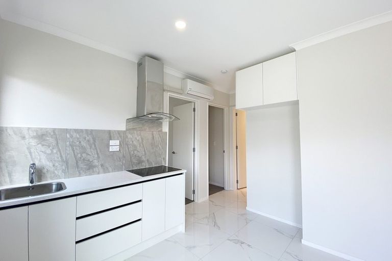 Photo of property in 81 Drumbuoy Drive, Flat Bush, Auckland, 2019