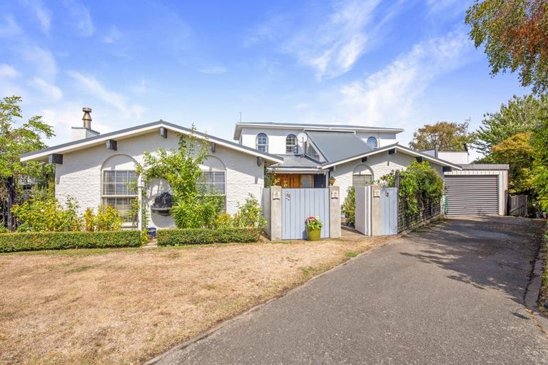 Photo of property in 19 Callender Terrace, Paraparaumu Beach, Paraparaumu, 5032