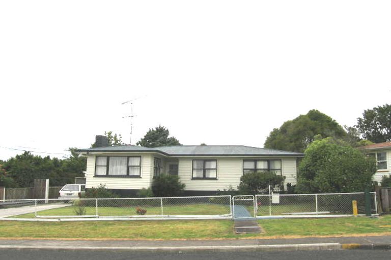 Photo of property in 81 Salisbury Road, Birkdale, Auckland, 0626
