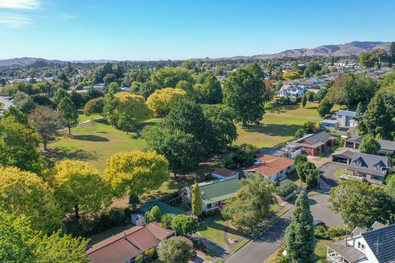 Photo of property in 4 Eliot Place, Leamington, Cambridge, 3432