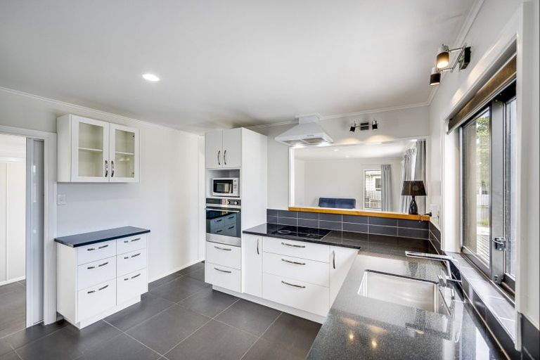 Photo of property in 6 Ladywood Road, Bay View, Napier, 4104