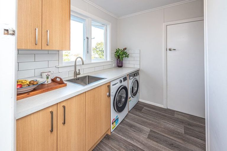 Photo of property in 5 Bastia Avenue, Bastia Hill, Whanganui, 4500