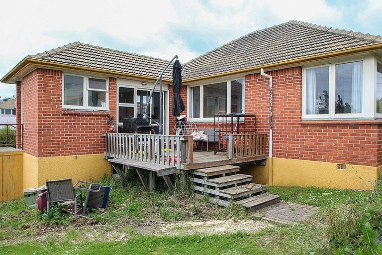 Photo of property in 15 Blyth Street, Holmes Hill, Oamaru, 9401