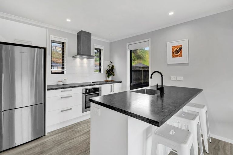 Photo of property in 60 Magnolia Drive, Westown, New Plymouth, 4310