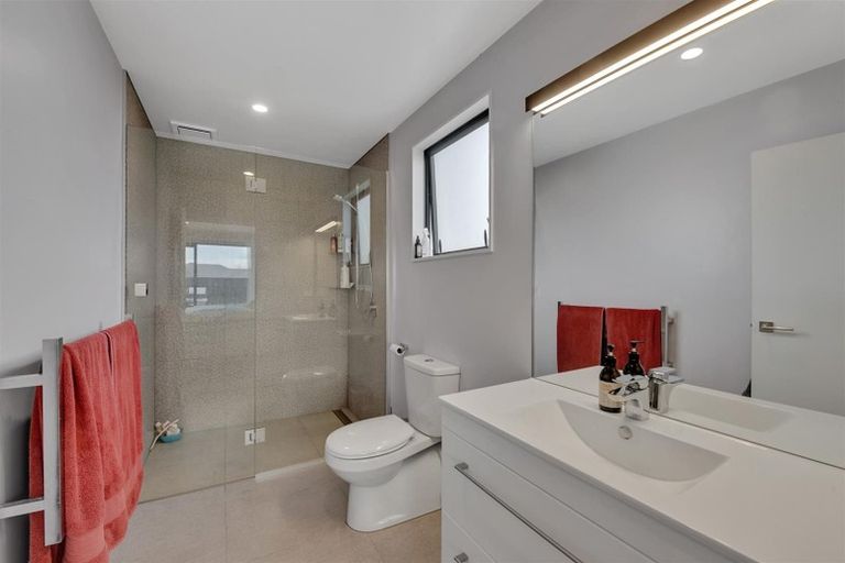 Photo of property in 8 Lassen Place, Stoke, Nelson, 7011