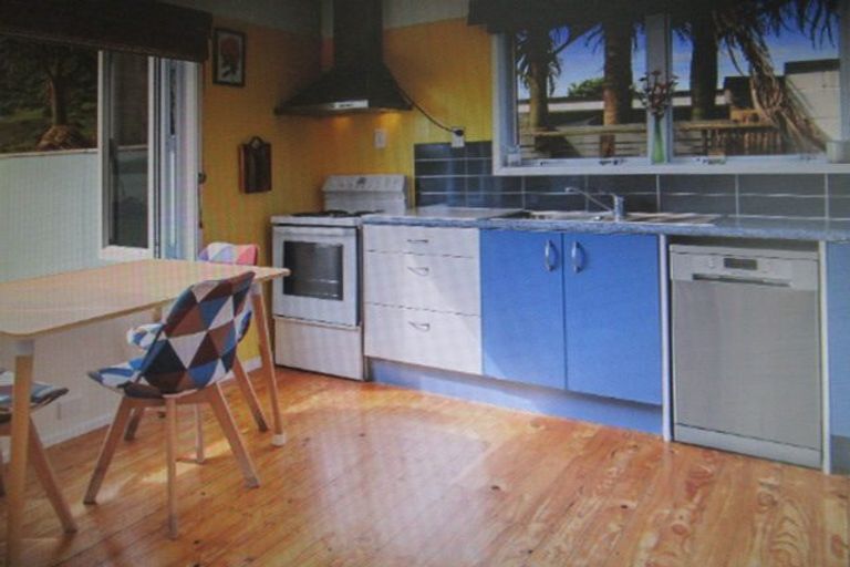 Photo of property in 31 Mahanga Road, Pataua South, Onerahi, 0192