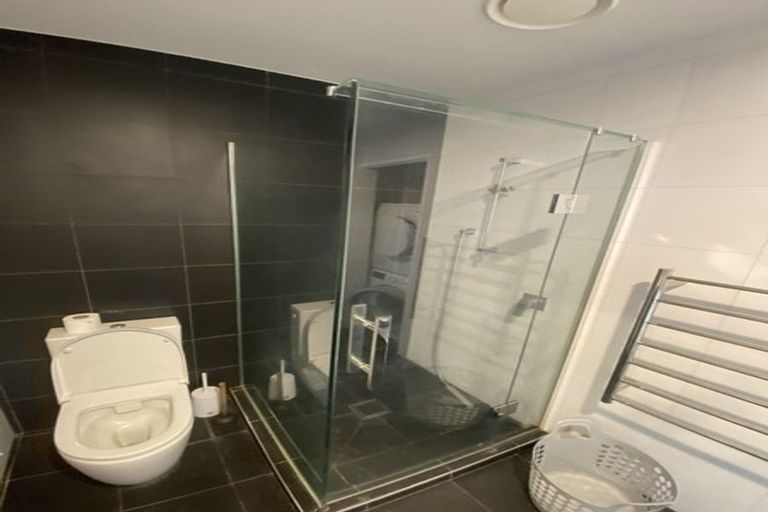 Photo of property in 404/19 Rawene Road, Birkenhead, Auckland, 0626